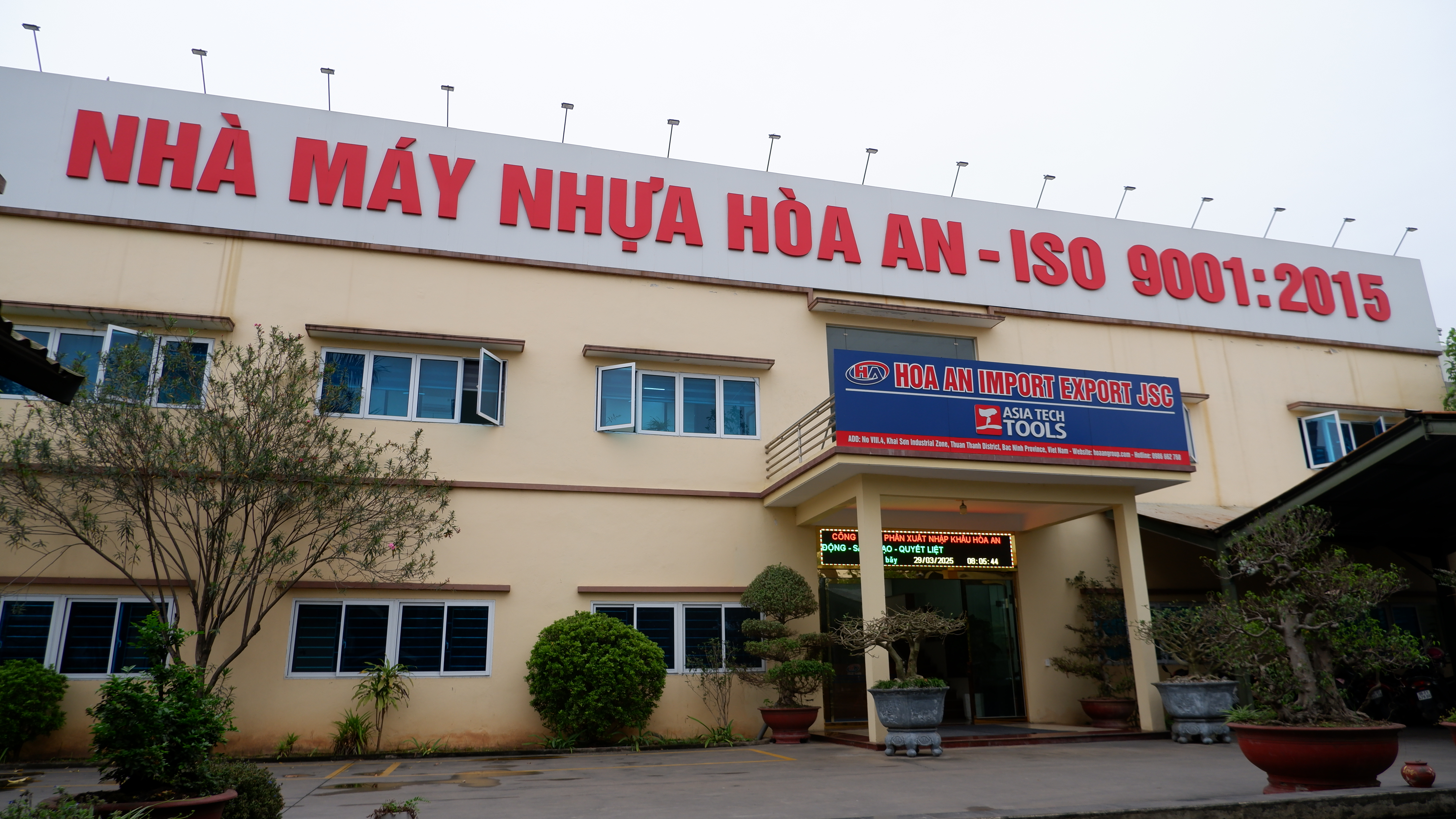Liên hệ hợp tác